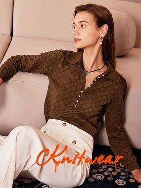 NWT RIHOAS Brown Textured Pearl Button Collared Sweater M